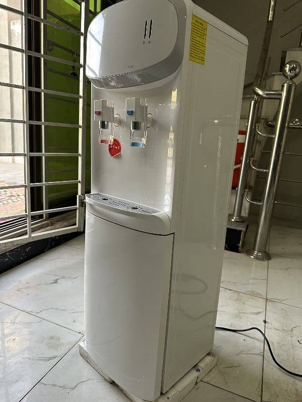 New Haier Refrigerator 10/10 Condition 1