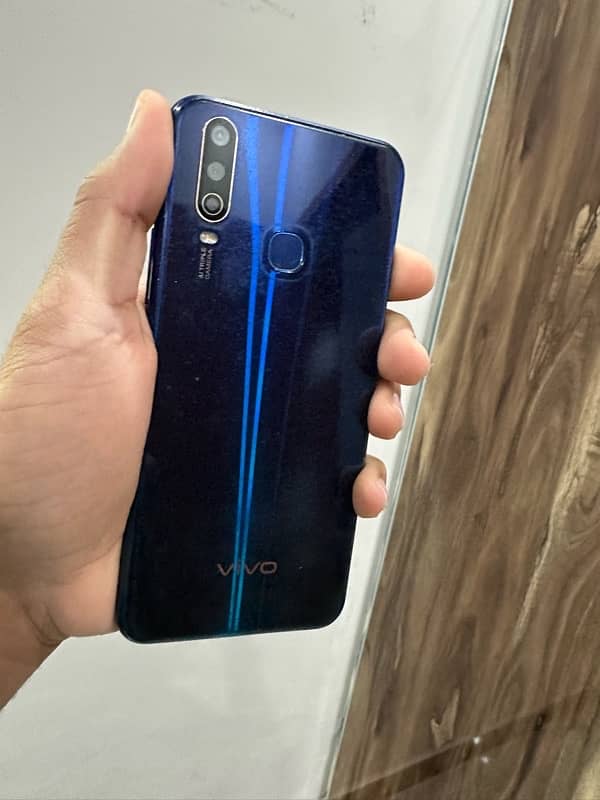 Vivo y 15 1