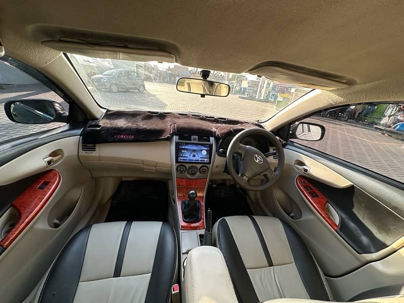 Toyota Corolla GLI 2012 6