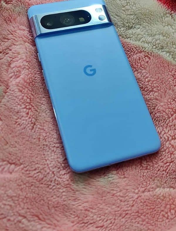 Google Pixel 8 pro Mobile 1