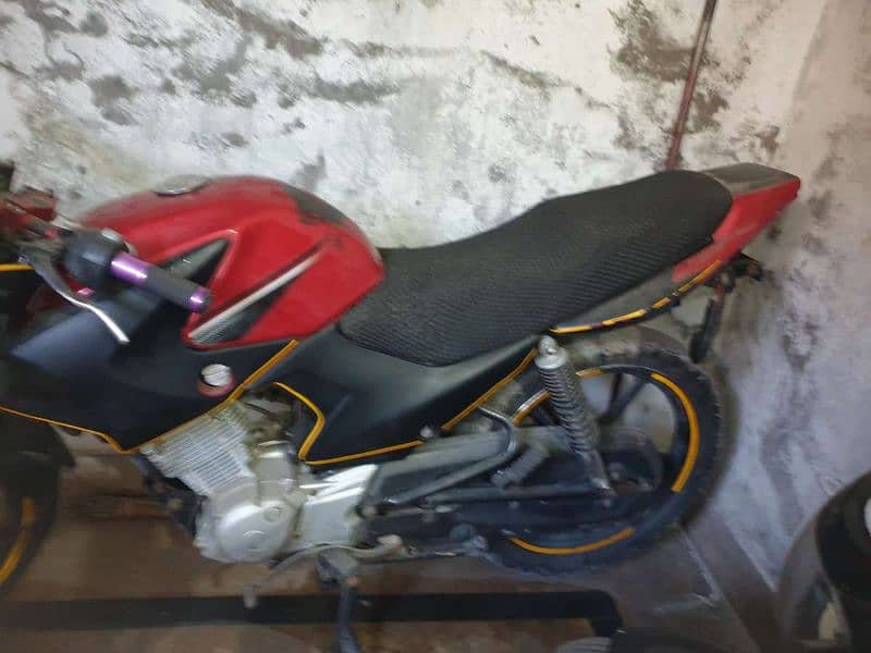 YBR 125cc 2