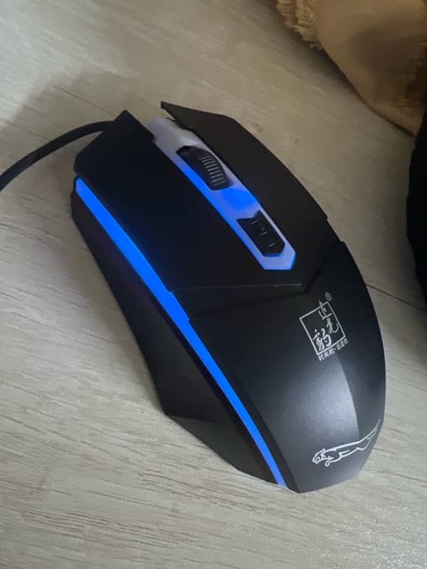 gaming mouse + gaming keyboard 1