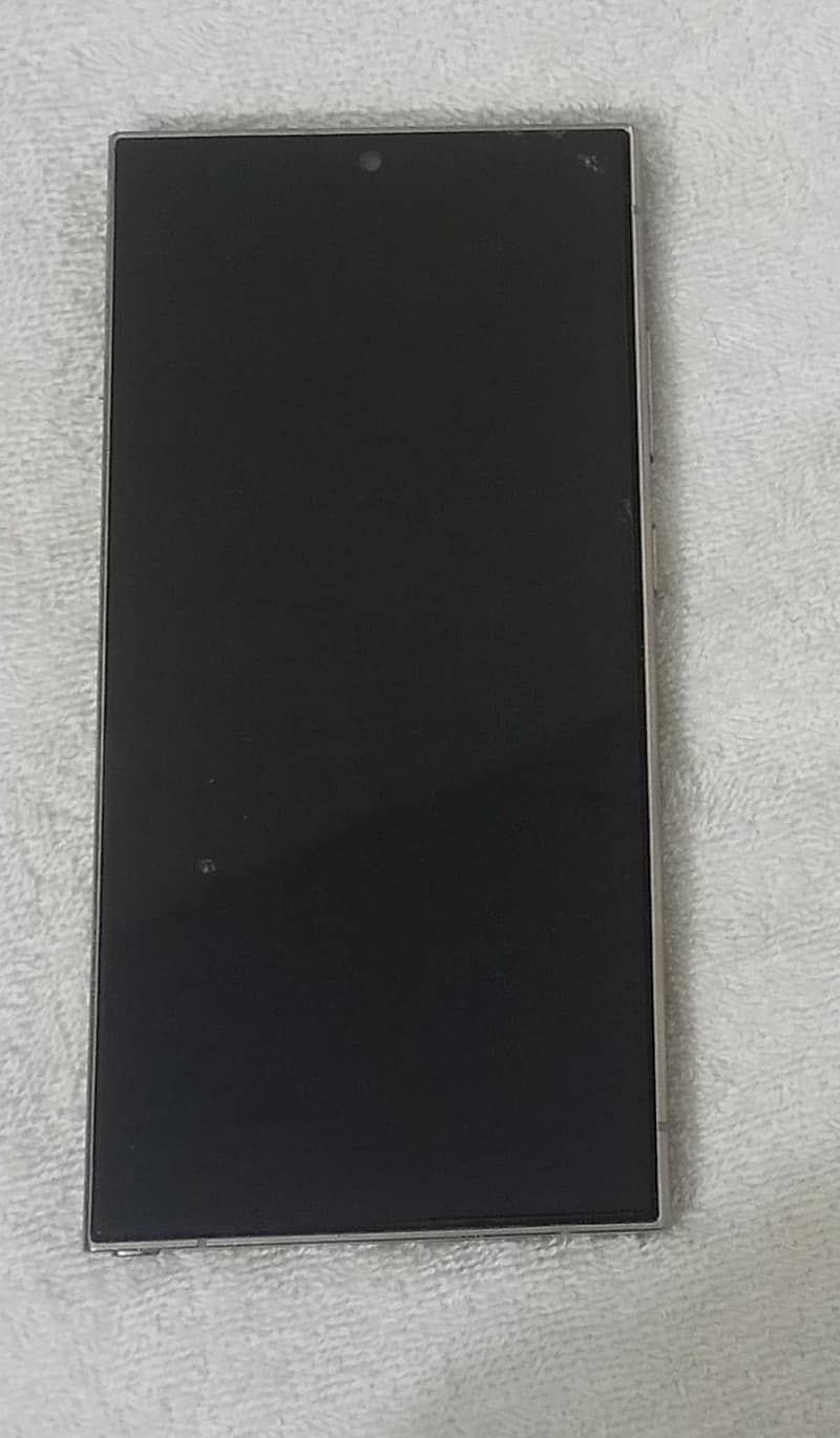 Samsung Mobile S24 Ultra 4