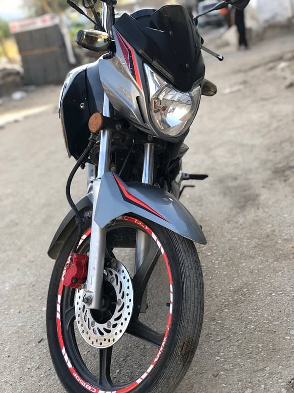 Honda CB 150F Grey Colour 0