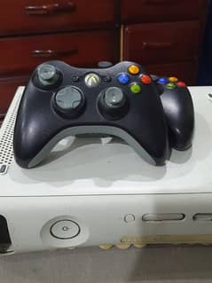 X box 360 with 2 controller