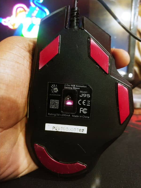 bloody j95  2 fire RGB animation  gaming  mouse 4