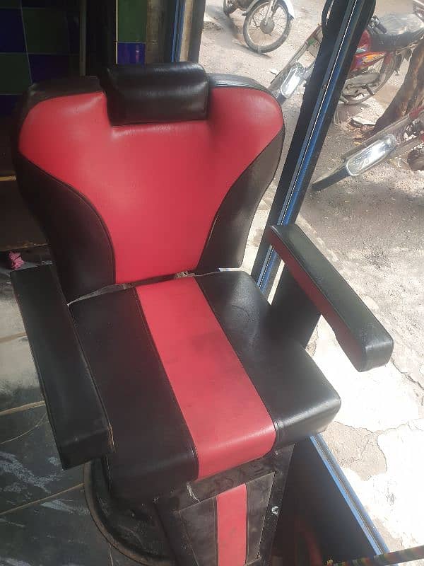 Saloon Chairs For Sale 2