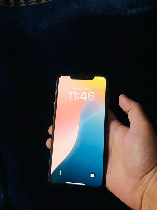 iPhone XS Max (PTA Approve) 1