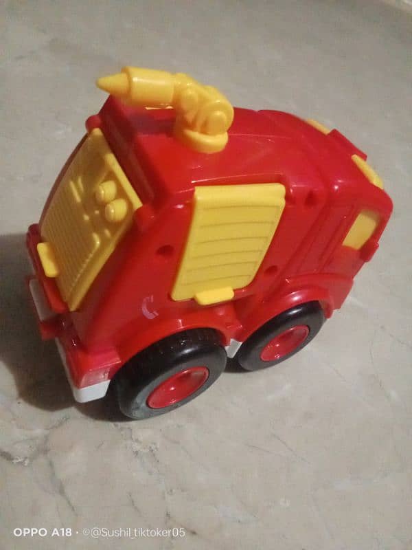 Mini fire truck 3