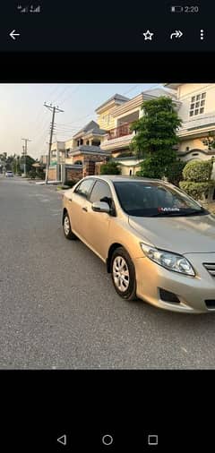 Toyota Corolla GLI 2011/gold color with golden number