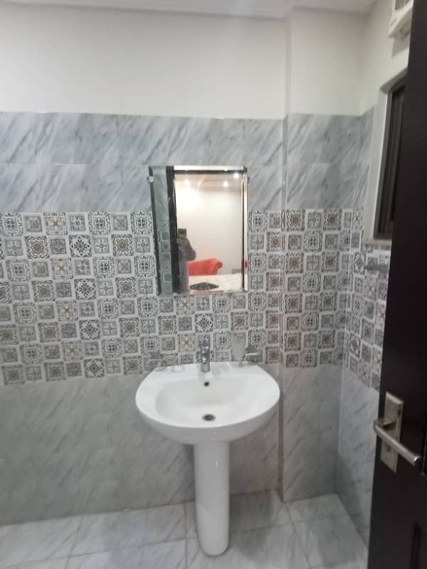 FOR RENT VERY REASONABLE PRICE 2 BED ROOM FULL FURNISHED APARTMENT IN SECTOR C BAHRIA TOWN LAHORE 7