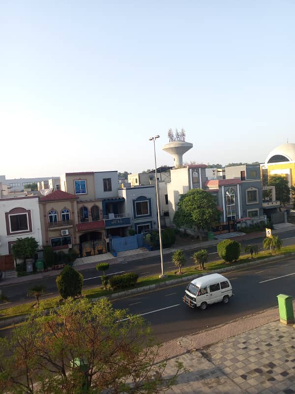 FOR RENT VERY REASONABLE PRICE 2 BED ROOM FULL FURNISHED APARTMENT IN SECTOR C BAHRIA TOWN LAHORE 13