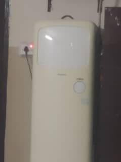 Kenwood floor standing ac