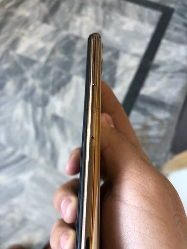 iphone 11pro max non pta 4