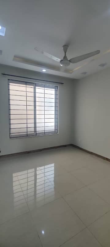 BEAUTIFUL UPPER PORTION FOR RENT 3