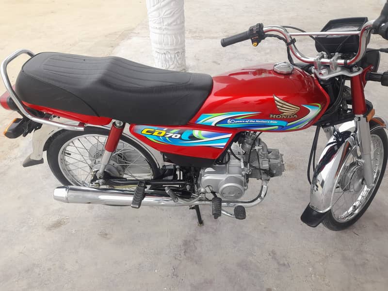 Honda CD 70 2024 7