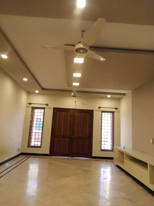 Kanal Uper Portion Available For Rent In G 15 Islamabad 8