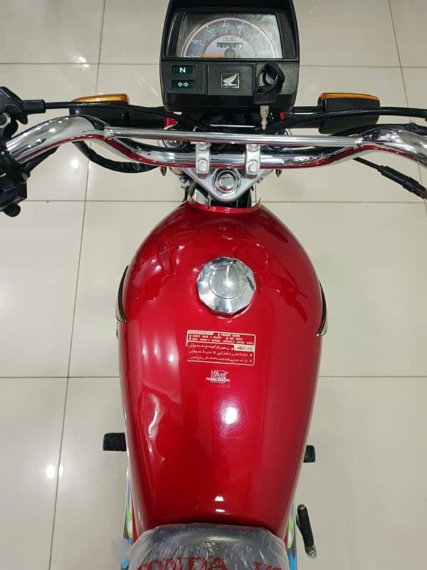 Honda CD 70 2023/24 Model 5