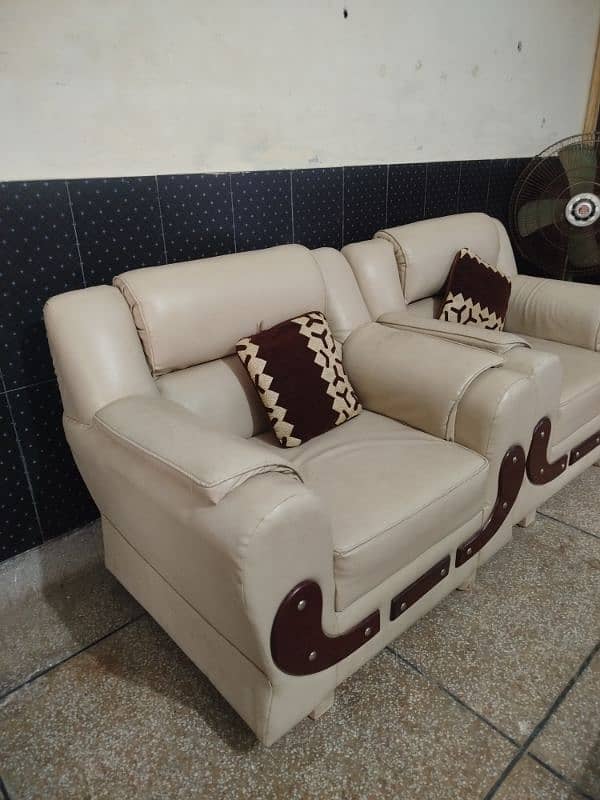 5 seater sofa like new sale 3