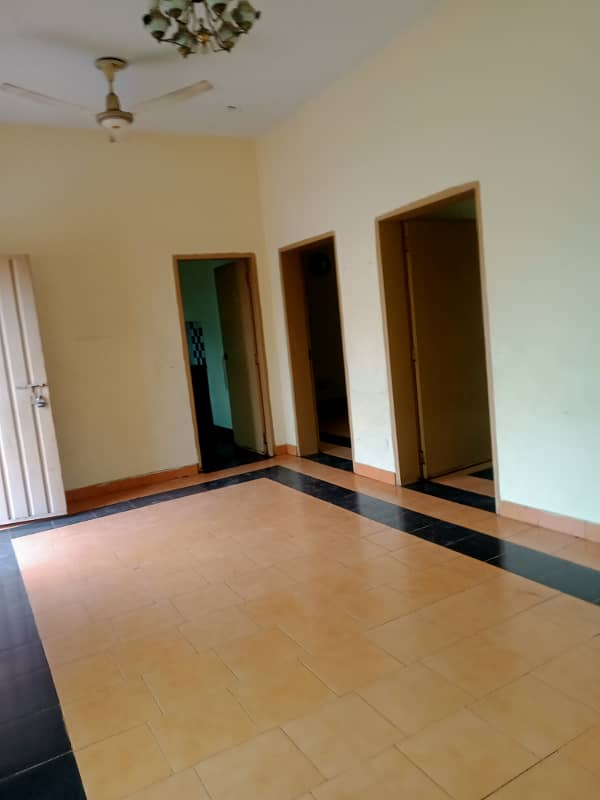 7 marla neat upper portion for rent in psic society near lums dha lhr 0