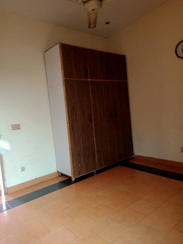 7 marla neat upper portion for rent in psic society near lums dha lhr 7