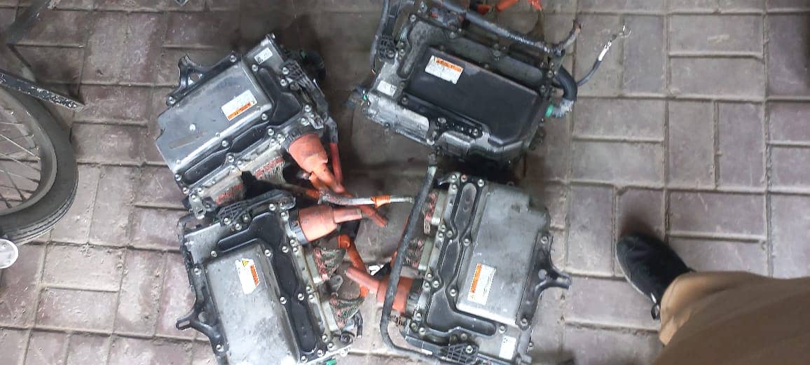 DC Inverter Toyota prius 1.5 & 1.8 Prius Alpha DC Inverter Aqua Axio 0