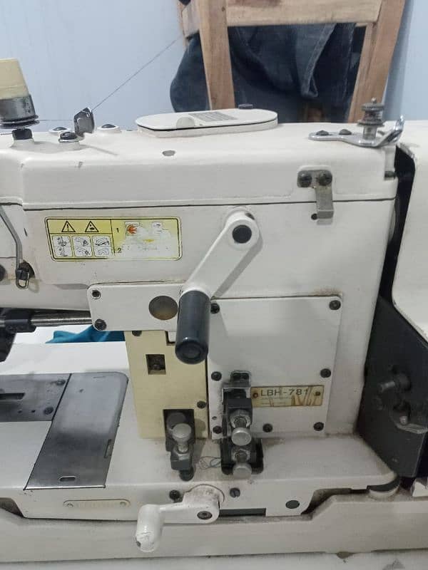 2 piko machine , 1 kaj button machine,1 overlook machine for sale 7