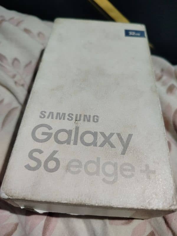 Samsung Galaxy S6 Edge Plus 11