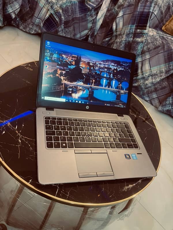 Hp elitebook 840 G2 Core i5 5th Generation 1