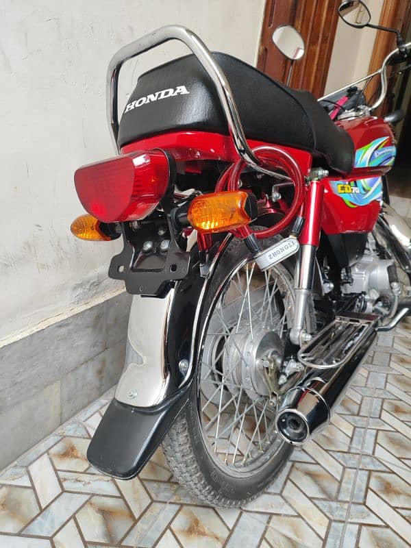 Honda cd70 2024 3