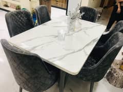 brand new dinning table just three weeks used