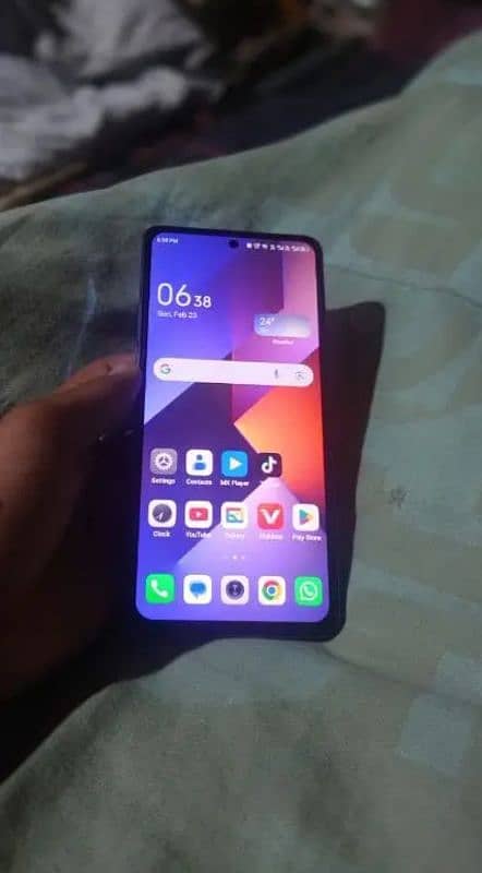 Tecno camon 20 Pro (8/256) GB 2