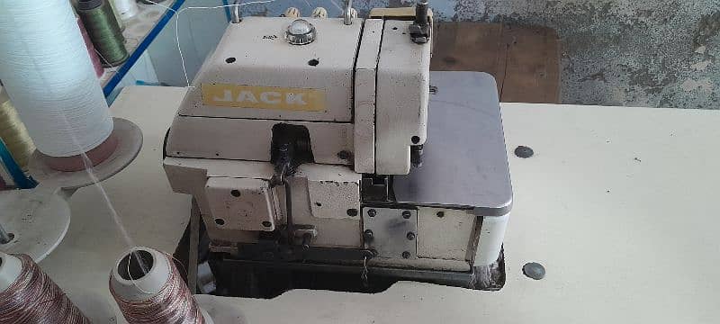 KAAJ,OVERLOCK,PEEKO MACHINES 8