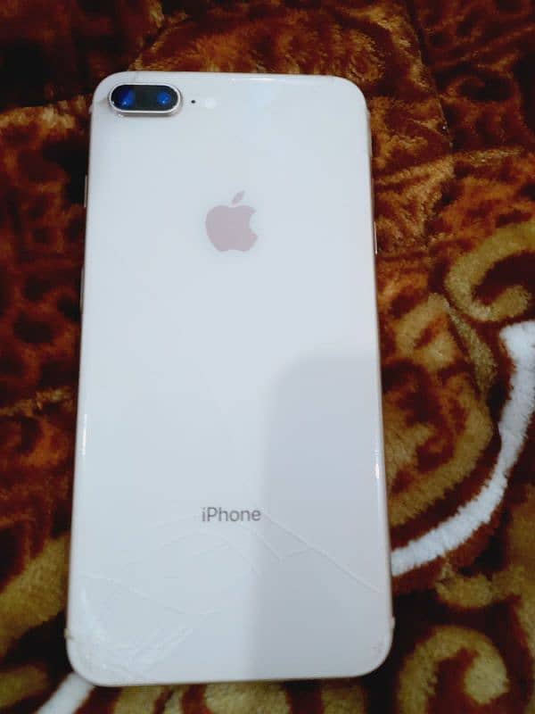 iphone 8 plus jv . 64 jb   bak  halki  c krak 3