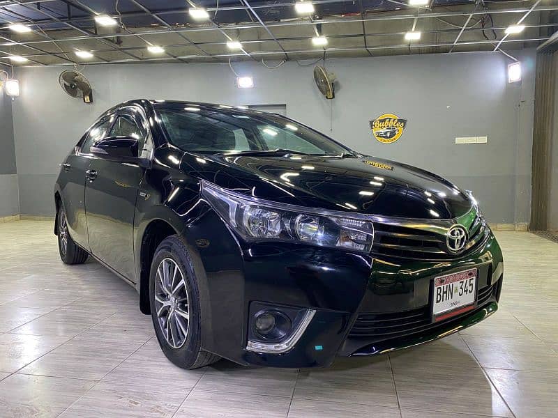 Toyota Corolla Altis 2016 11