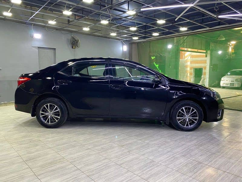 Toyota Corolla Altis 2016 17