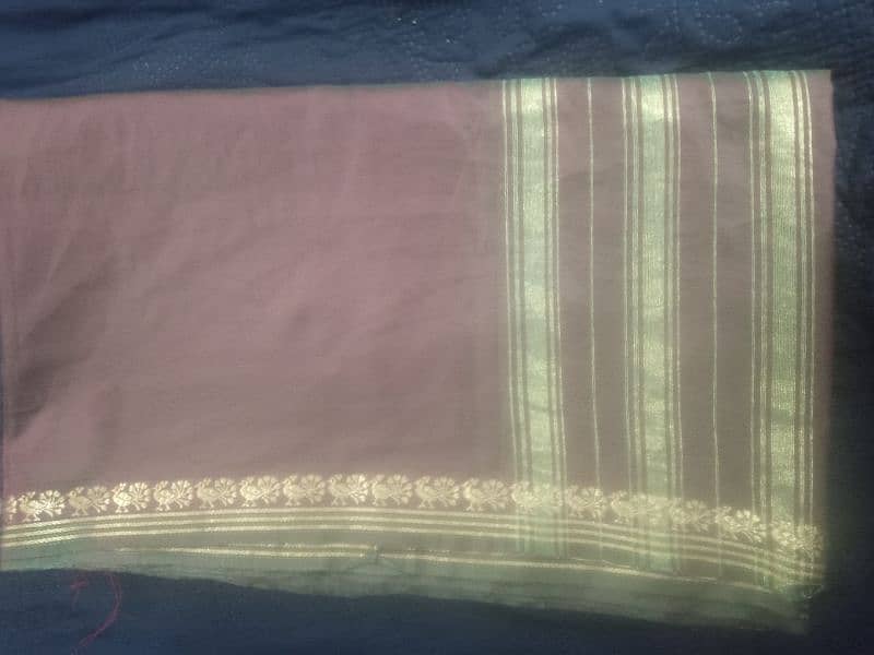 displayed sarees in boutique 3