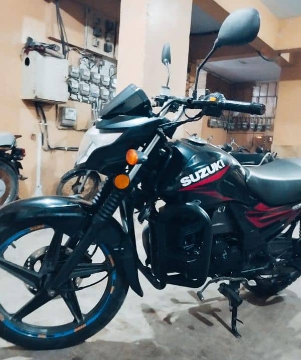 Suzuki gr 150 CC 2