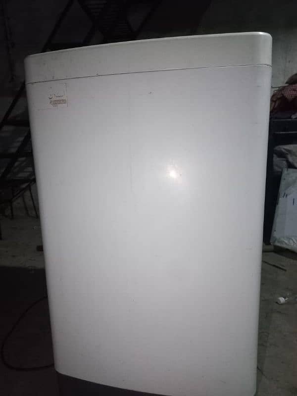 HAIER HWM 85-728 8.5 KG 3