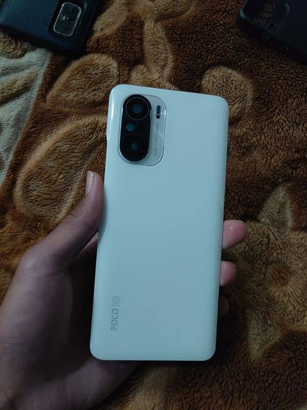 Poco F3 back glass 0