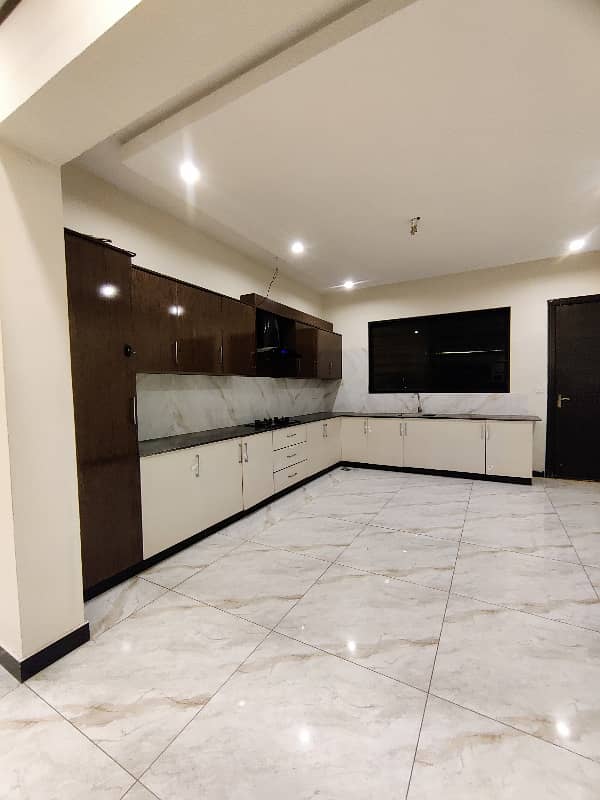 Kanal Upper Portion Available For Rent G-15 Islamabad 4