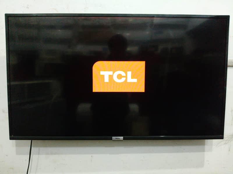 TCl led 40 inch android (0306=4462/443) wowset 8