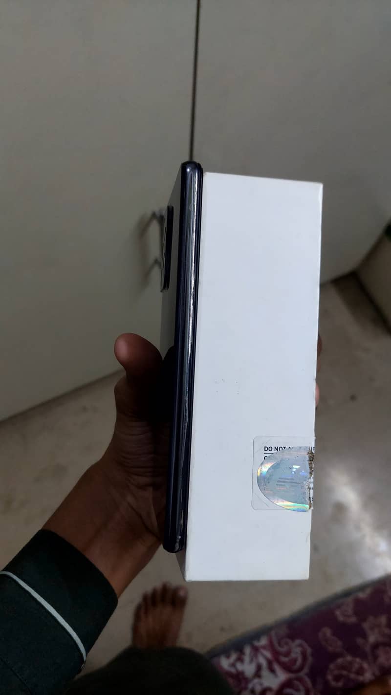 Samsung Galaxy A52 in mint condition 4