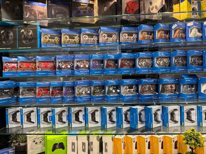 PS5 | PS4 | XBOX ONE SERIES SIX :|PS2 | PS3 | PC| CONTROLLERS NINTENDO 3