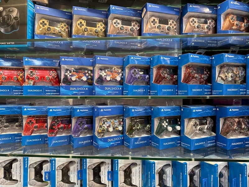 PS5 | PS4 | XBOX ONE SERIES SIX :|PS2 | PS3 | PC| CONTROLLERS NINTENDO 4