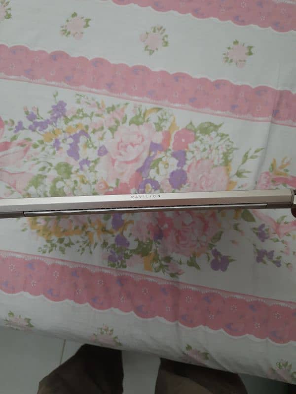 HP Slim Line Laptop 8