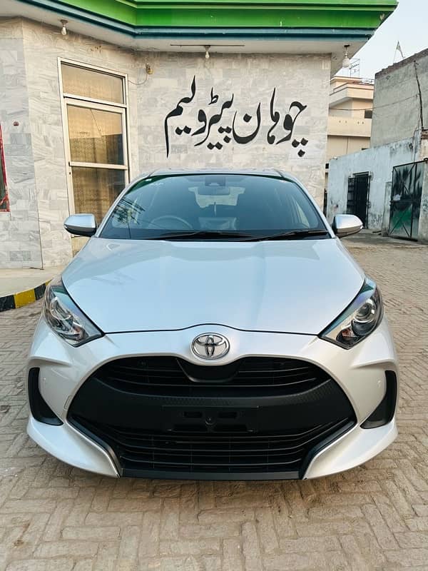 Toyota Yaris X 2021 0