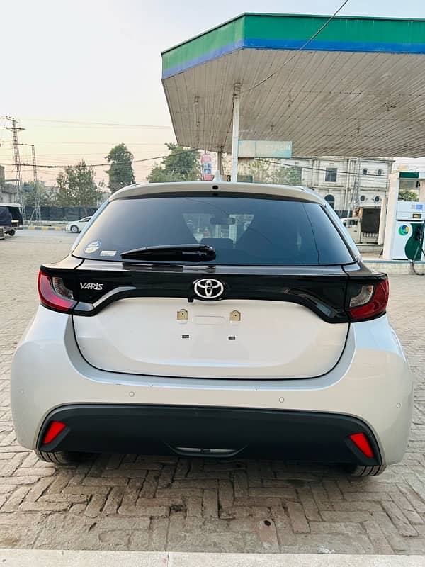 Toyota Yaris X 2021 1