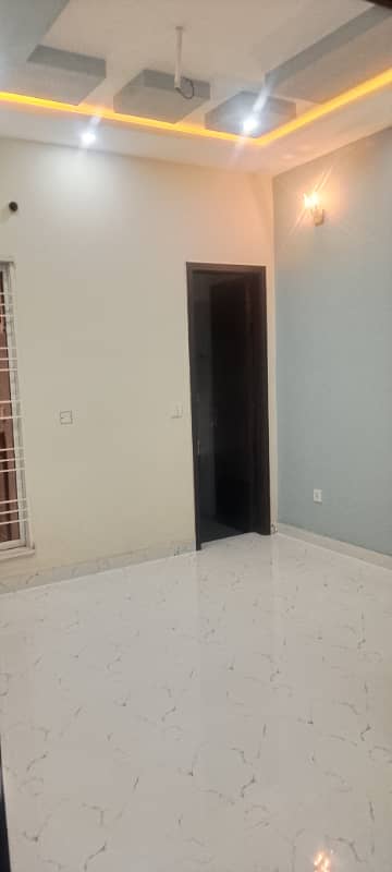 5 Marla upper portion for rent in jubilee Town 9