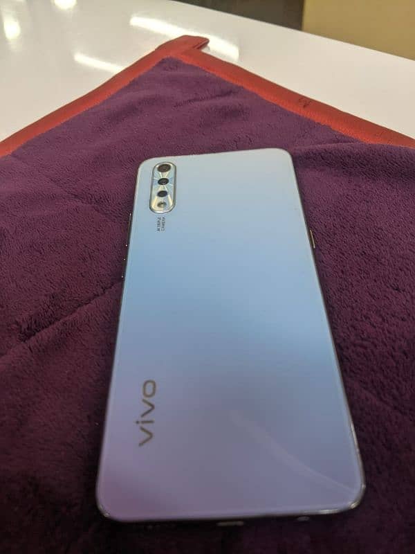 I am seeling vivo s1 neat & clean good result 0